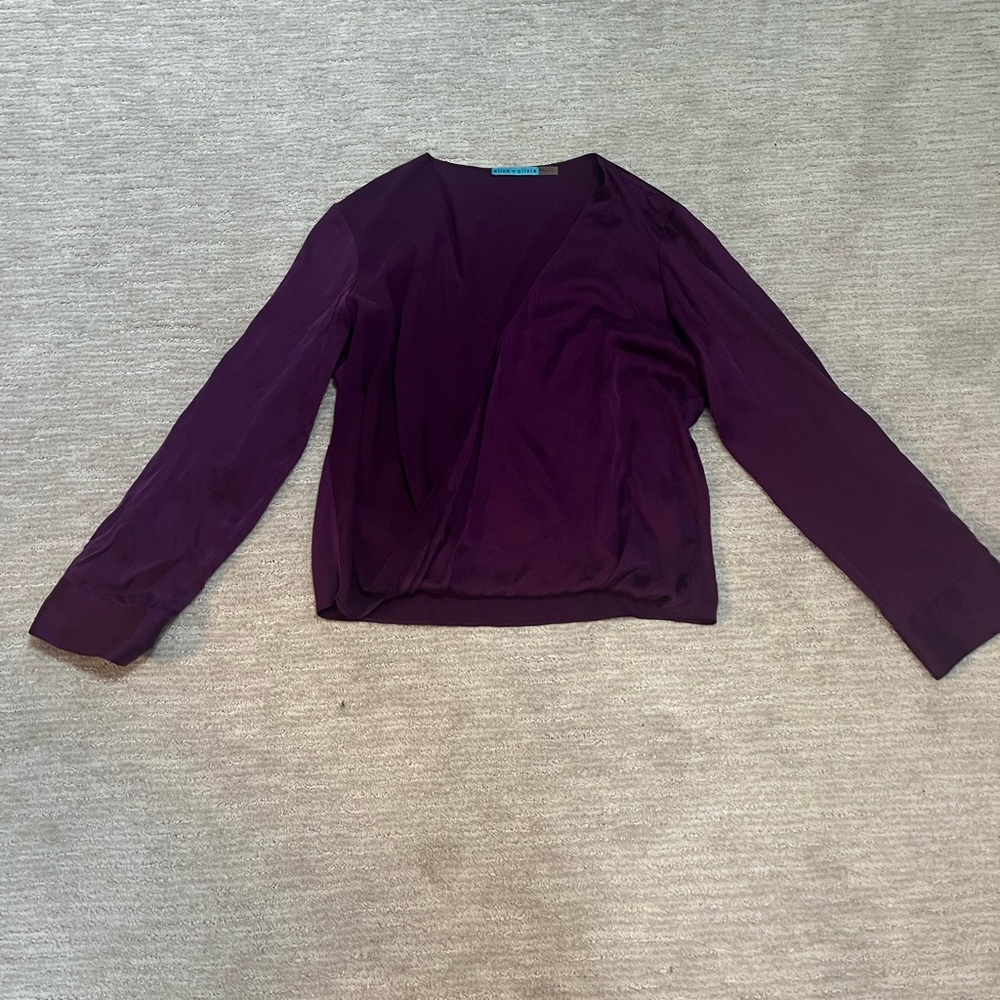 ALICE AND OLIVIA Silk Crossover Top Purple Large